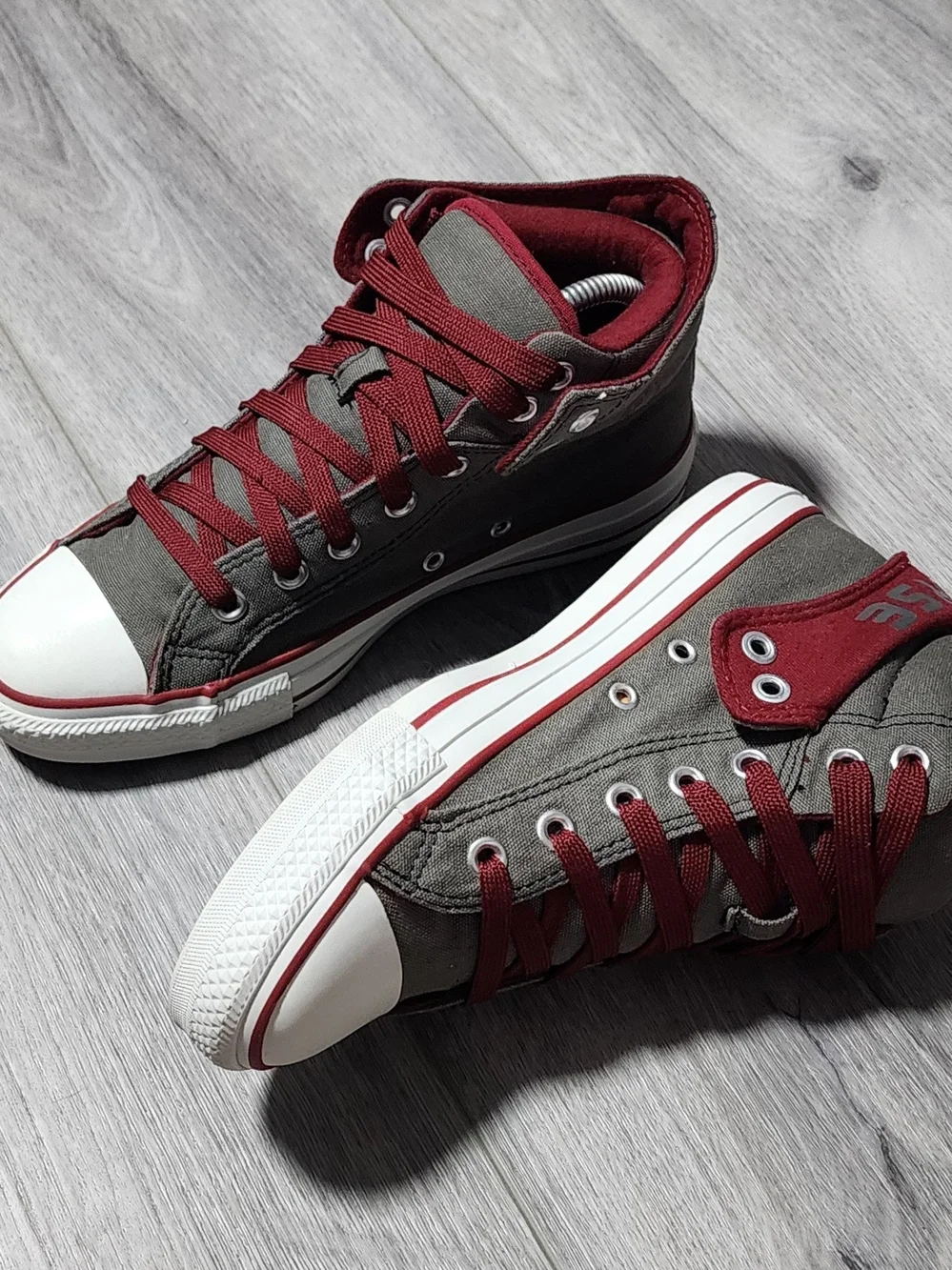 Converse Chuck Taylor High Street Mid Top Sneakers Burgundy Womens Size 8 Mens 6